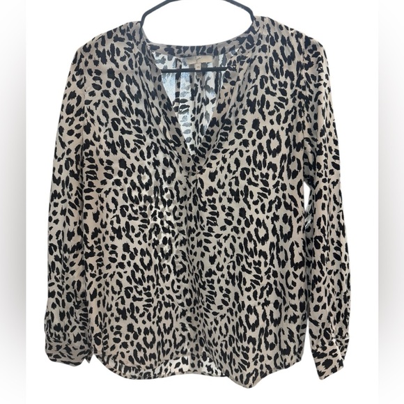 JOIE White/Black Long Sleeve V-Neck Printed Blouse 100% Silk Size XS - Picture 3 of 6